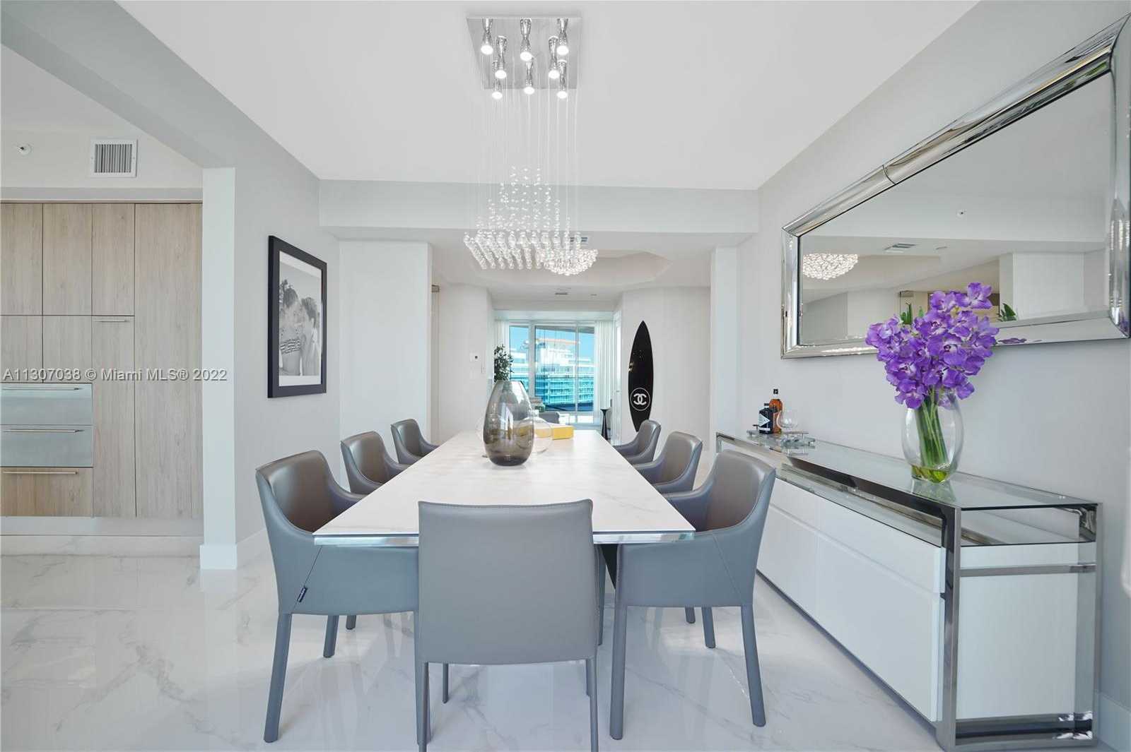 Small Image of 300 SOUTH POINTE DR #4306, Miami Beach Number 24