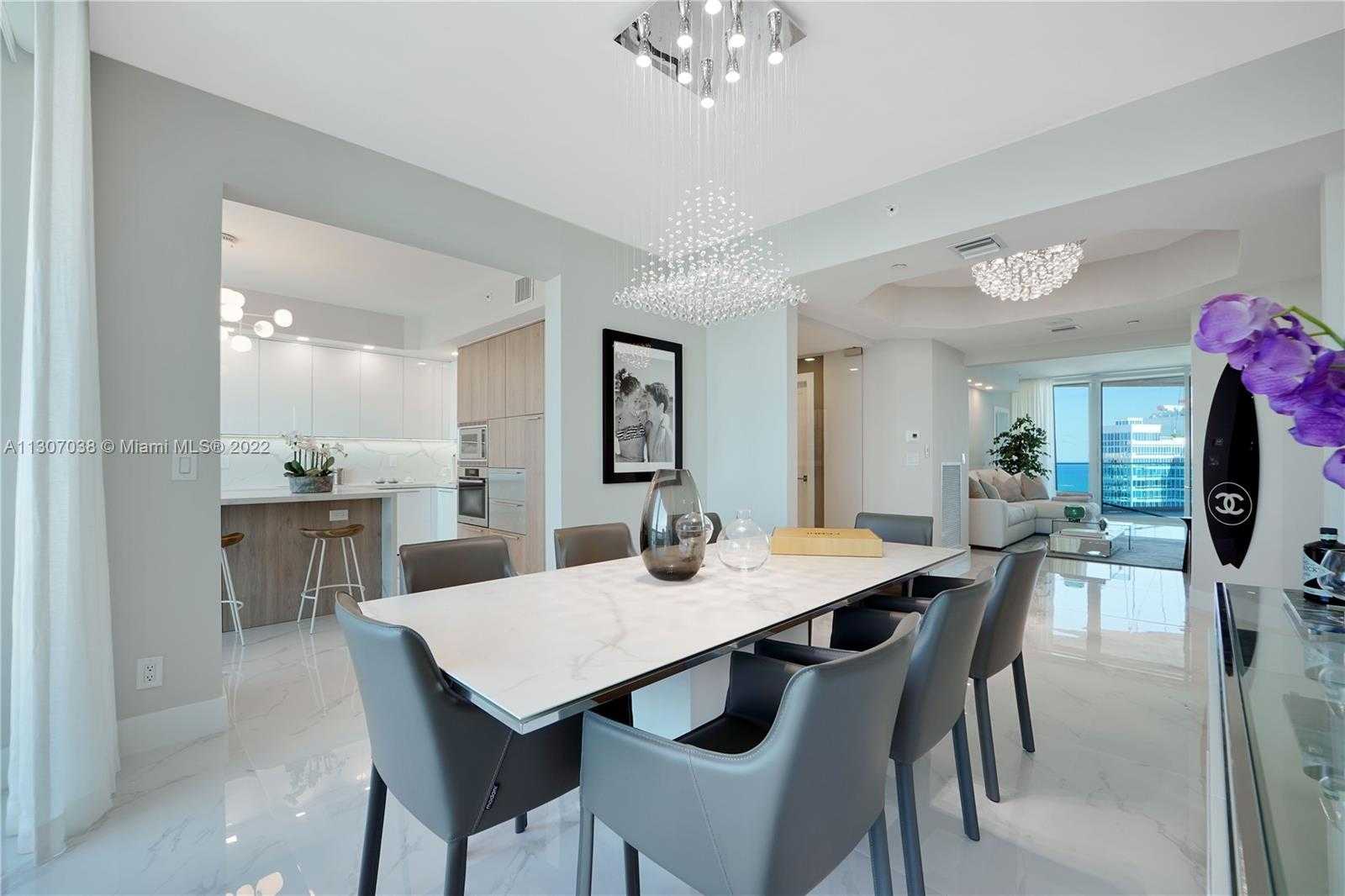 Small Image of 300 SOUTH POINTE DR #4306, Miami Beach Number 25