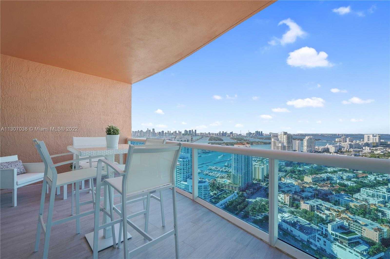 Small Image of 300 SOUTH POINTE DR #4306, Miami Beach Number 26