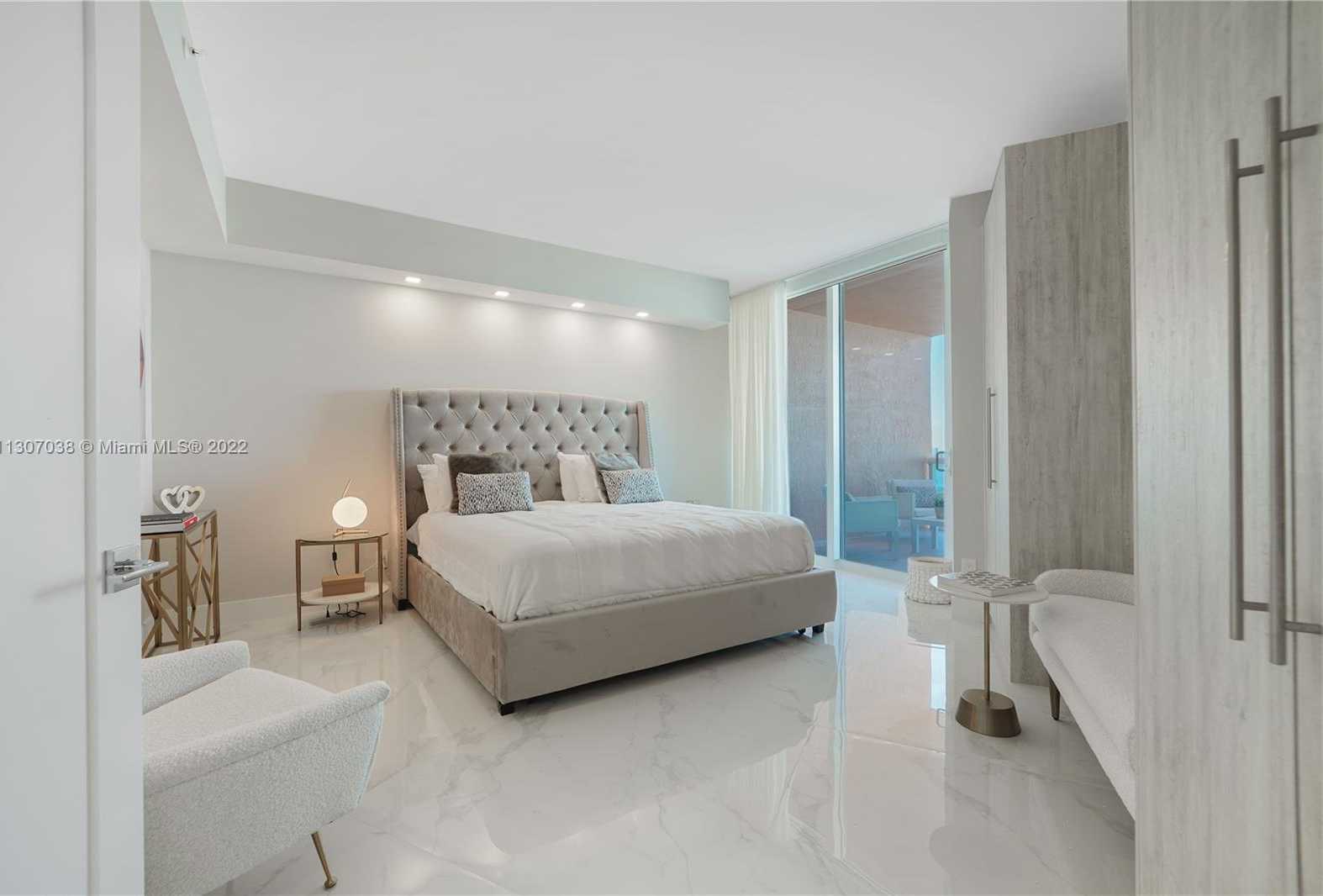 Small Image of 300 SOUTH POINTE DR #4306, Miami Beach Number 37