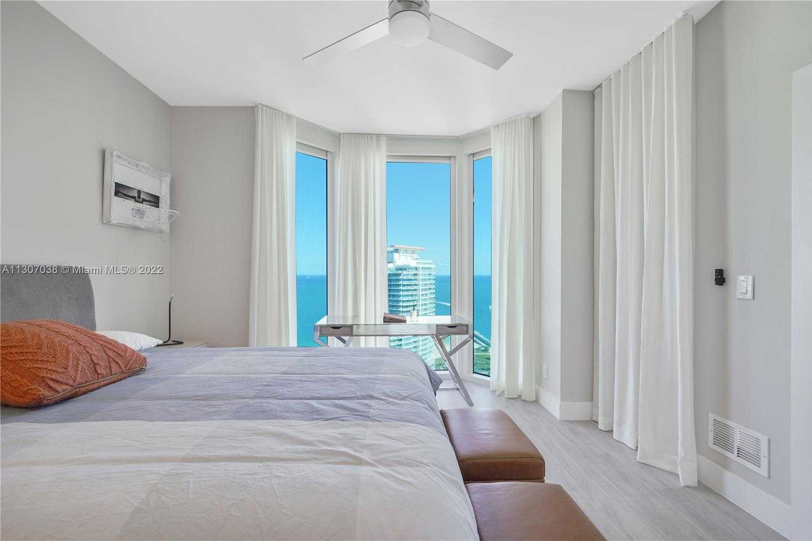 Small Image of 300 SOUTH POINTE DR #4306, Miami Beach Number 57