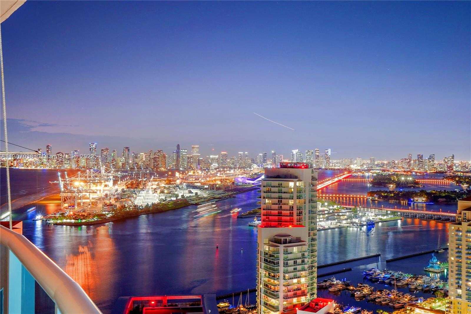 Small Image of 300 SOUTH POINTE DR #4306, Miami Beach Number 71