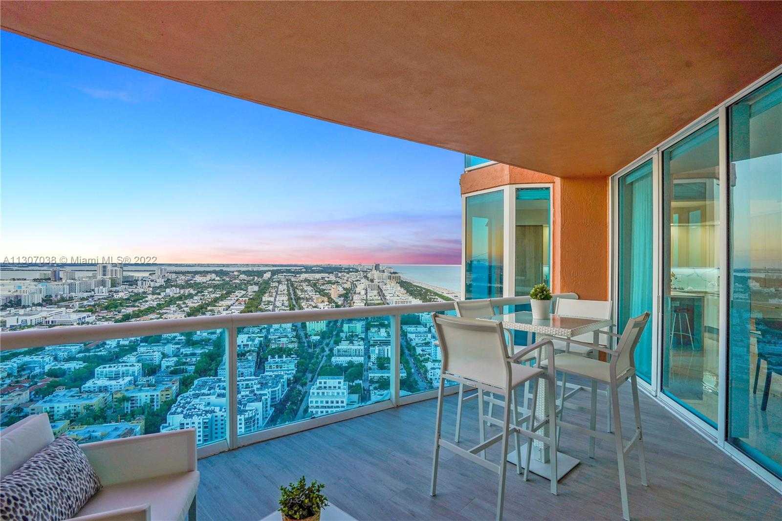 Small Image of 300 SOUTH POINTE DR #4306, Miami Beach Number 73