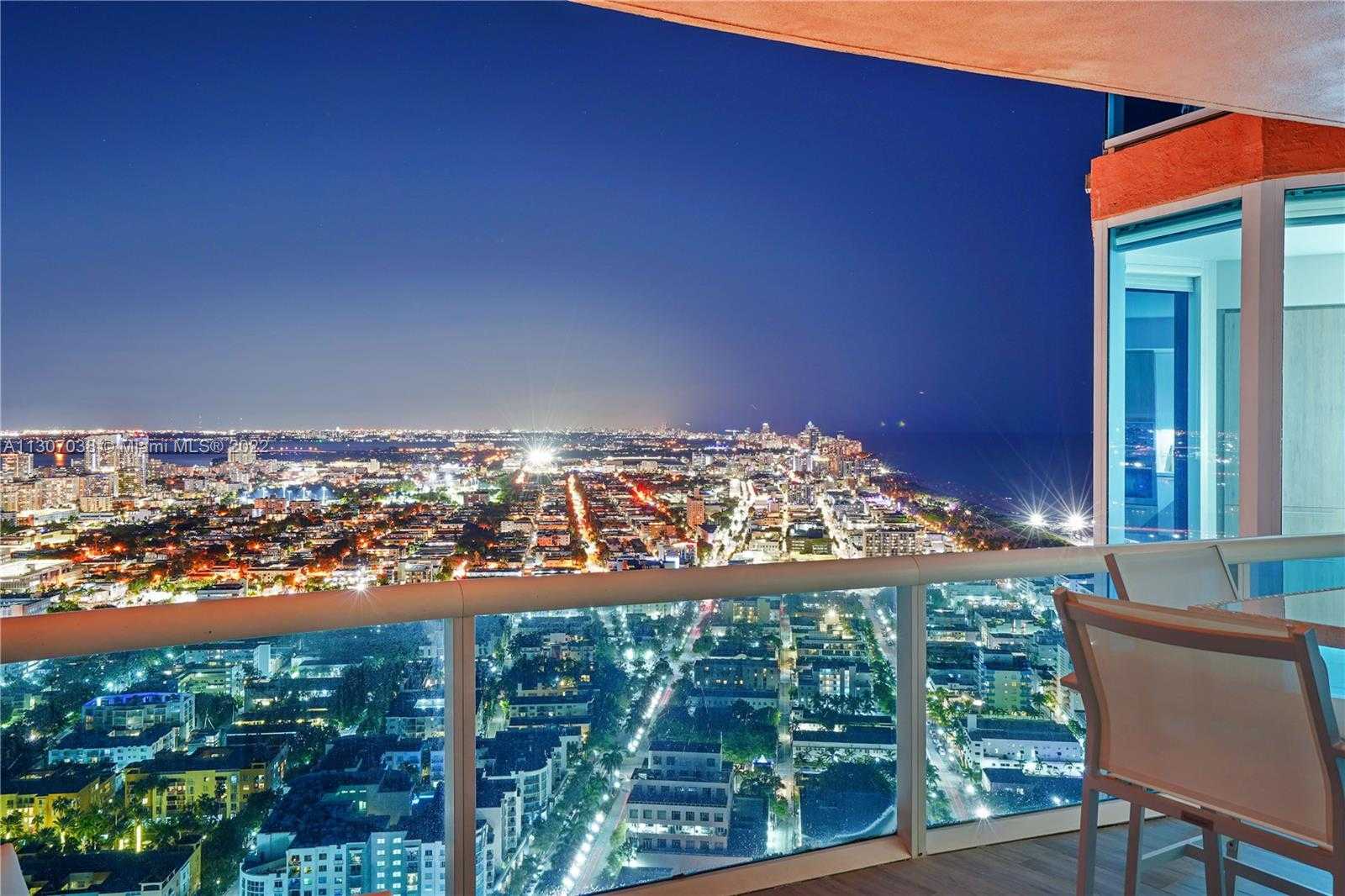 Small Image of 300 SOUTH POINTE DR #4306, Miami Beach Number 75