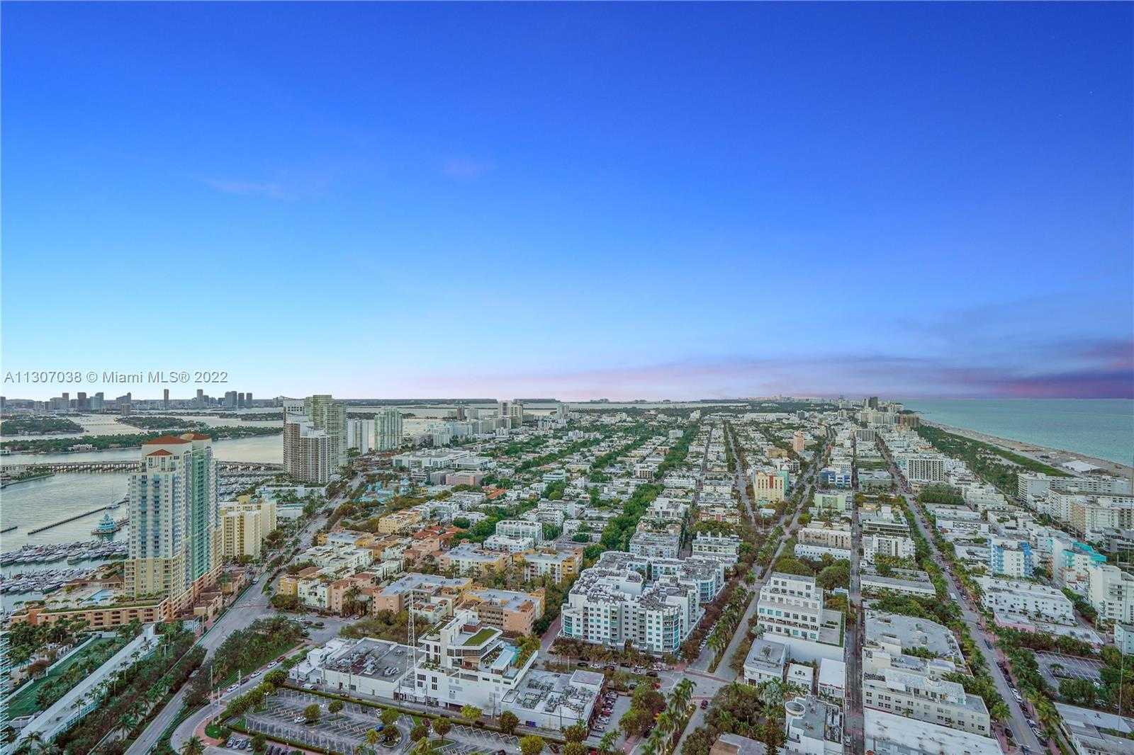 Small Image of 300 SOUTH POINTE DR #4306, Miami Beach Number 77