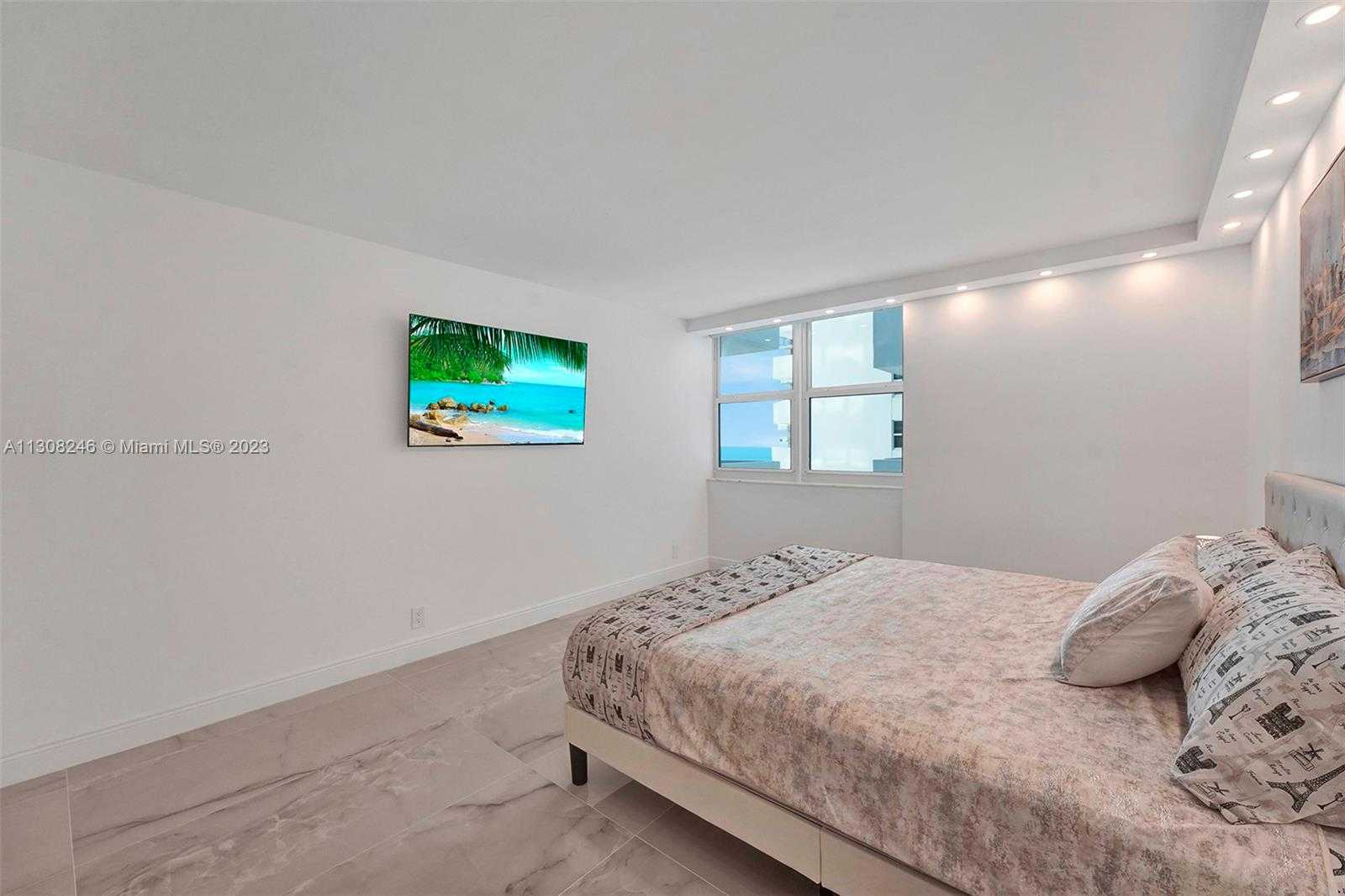 Small Image of 2030 SOUTH OCEAN DR #718, Hallandale Beach Number 38