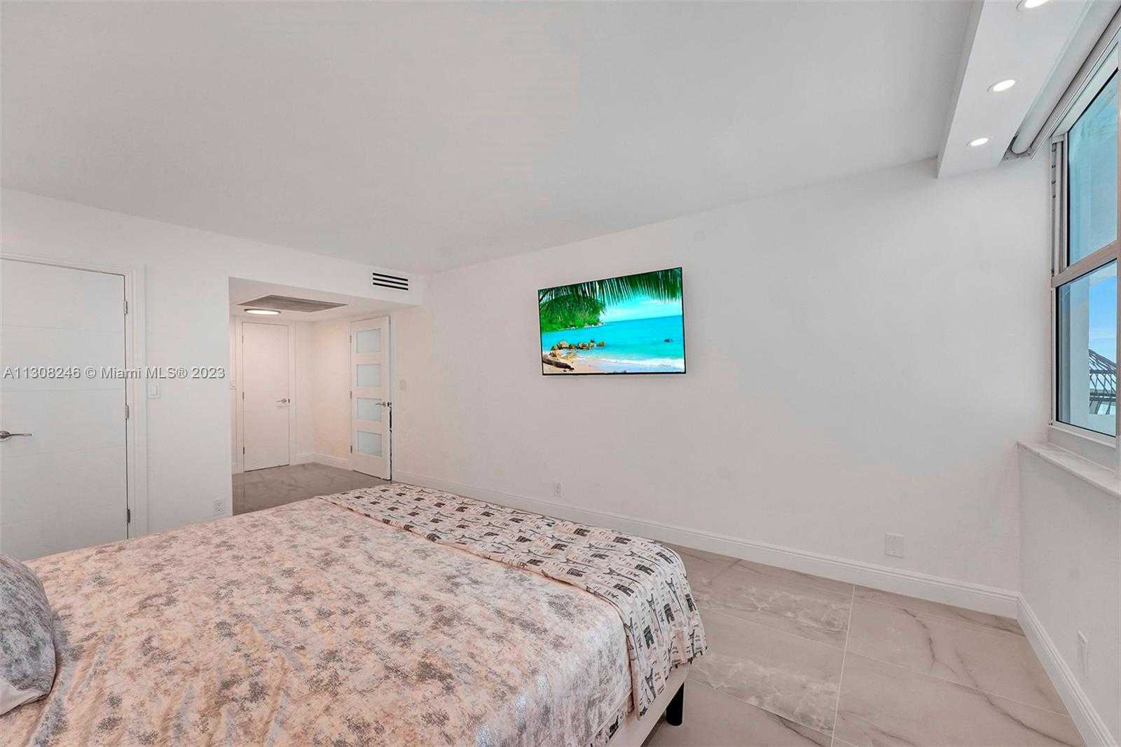 Small Image of 2030 SOUTH OCEAN DR #718, Hallandale Beach Number 40