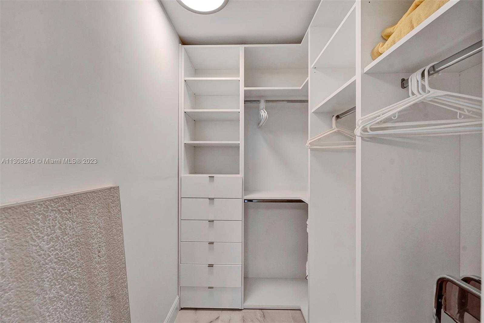 Small Image of 2030 SOUTH OCEAN DR #718, Hallandale Beach Number 44