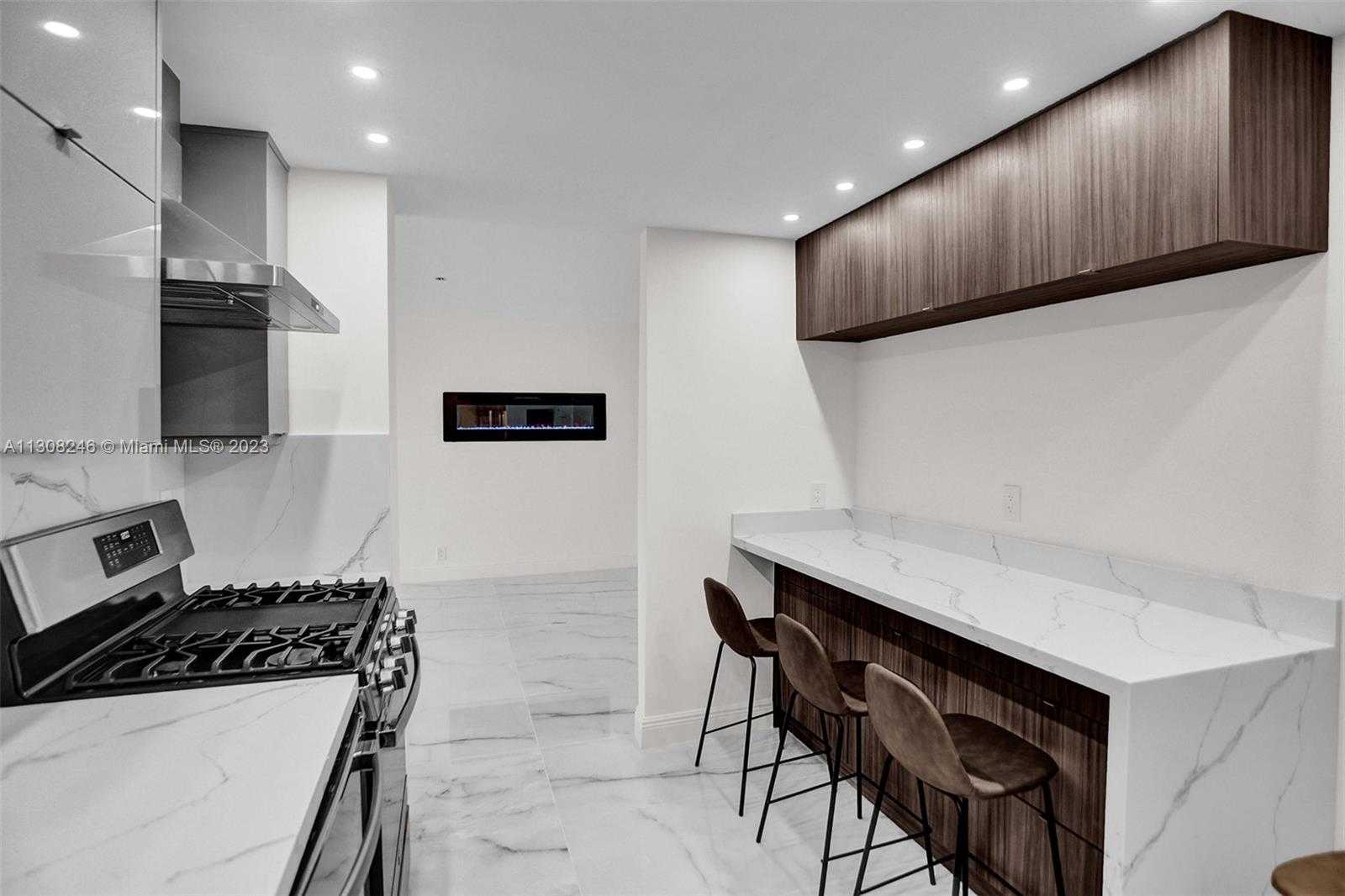 Small Image of 2030 SOUTH OCEAN DR #718, Hallandale Beach Number 8