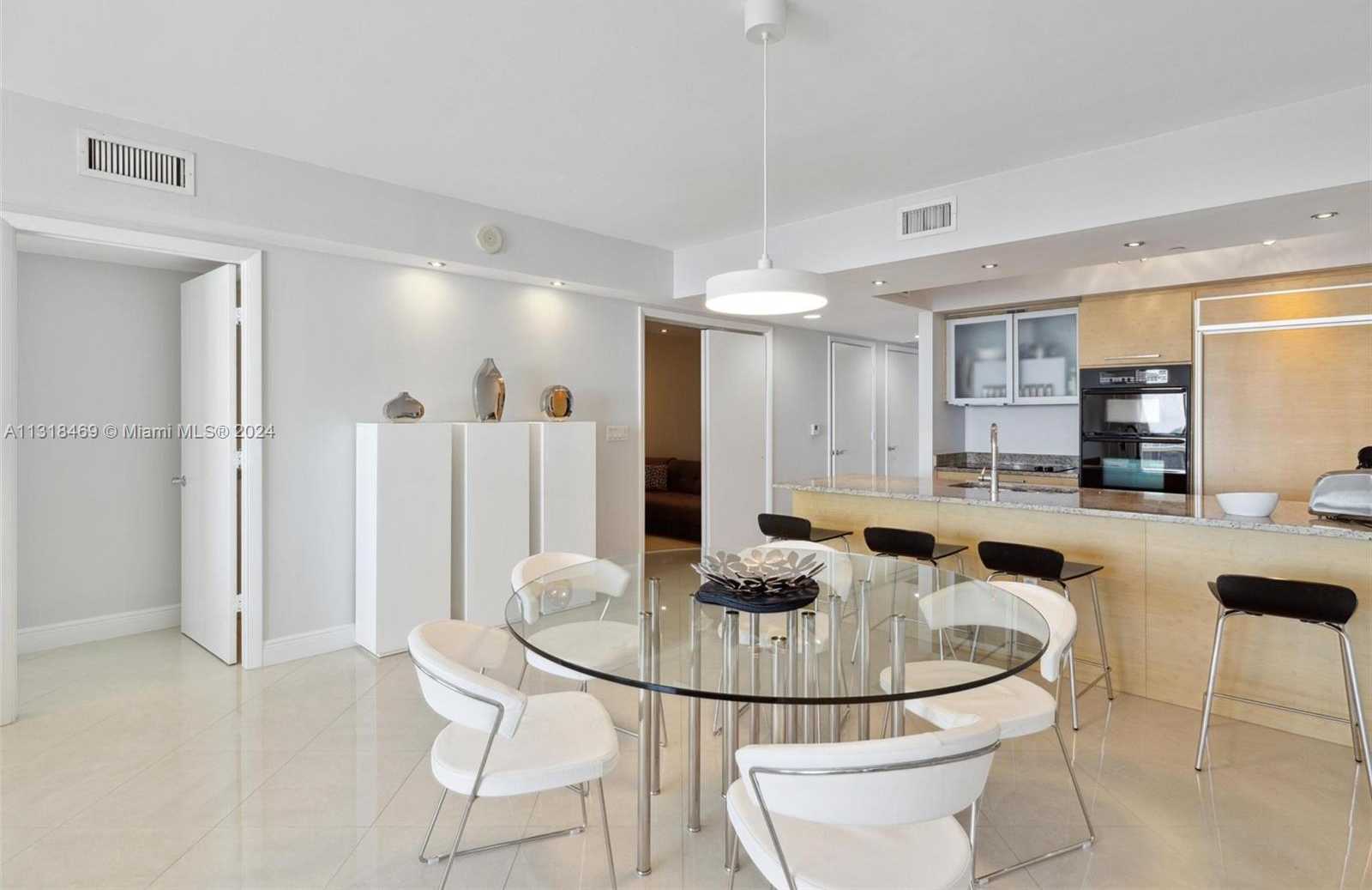 Small Image of 1830 SOUTH OCEAN DR #2703, Hallandale Beach Number 13