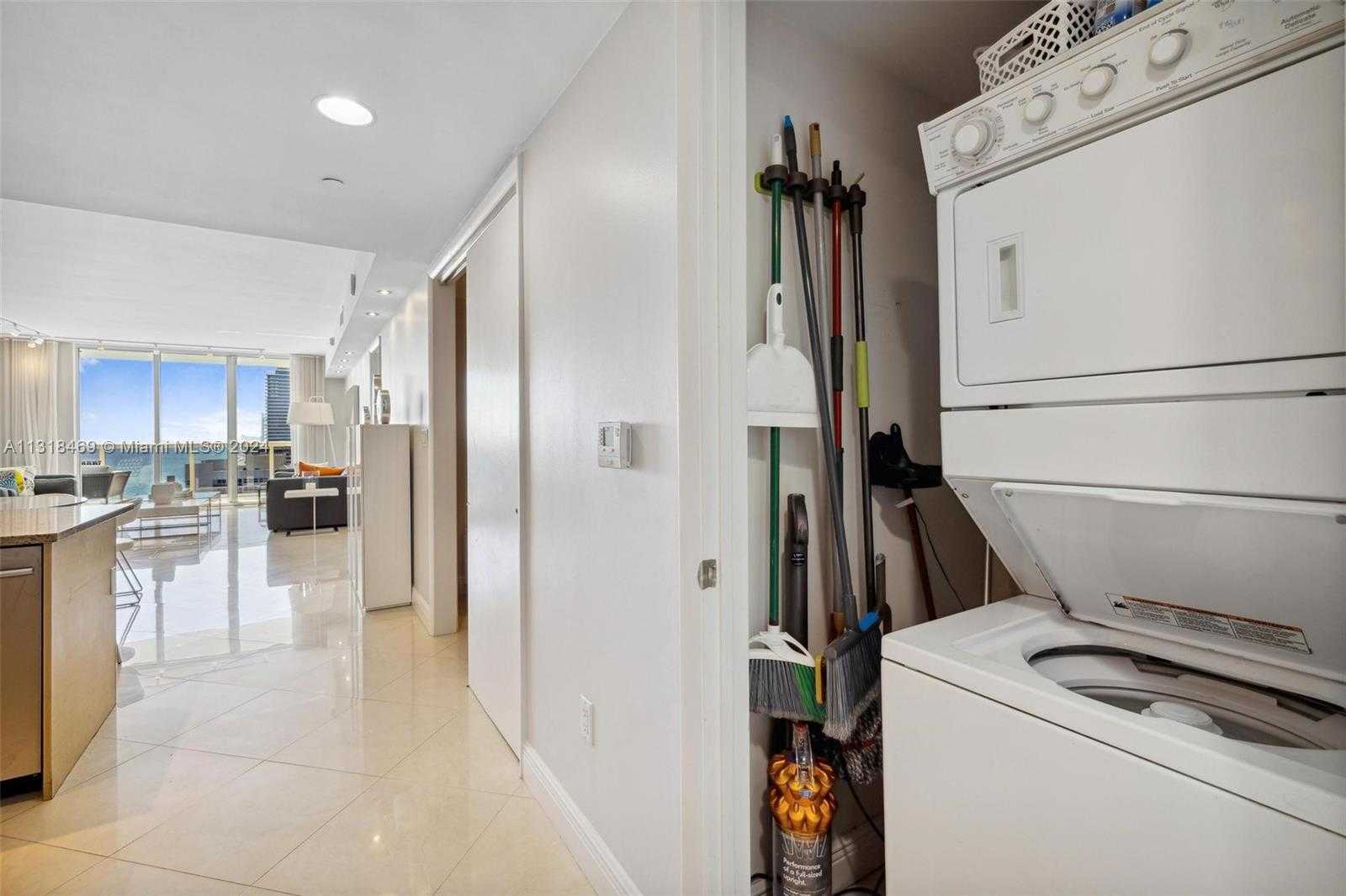 Small Image of 1830 SOUTH OCEAN DR #2703, Hallandale Beach Number 24
