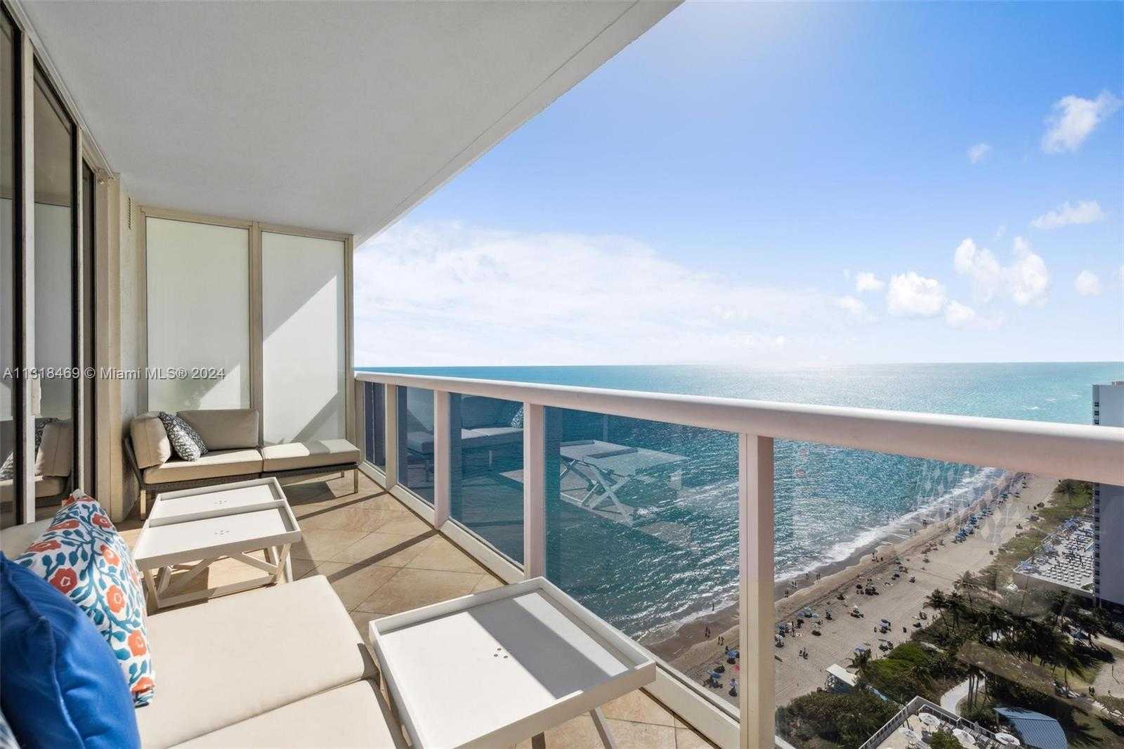 Small Image of 1830 SOUTH OCEAN DR #2703, Hallandale Beach Number 25