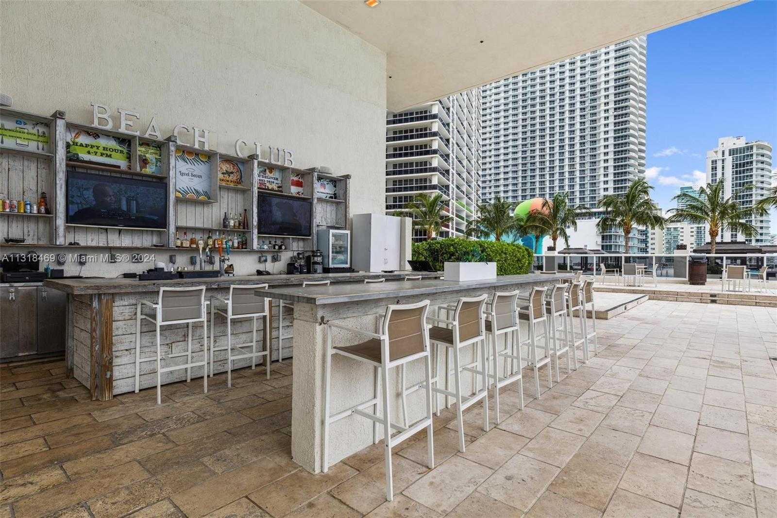 Small Image of 1830 SOUTH OCEAN DR #2703, Hallandale Beach Number 54