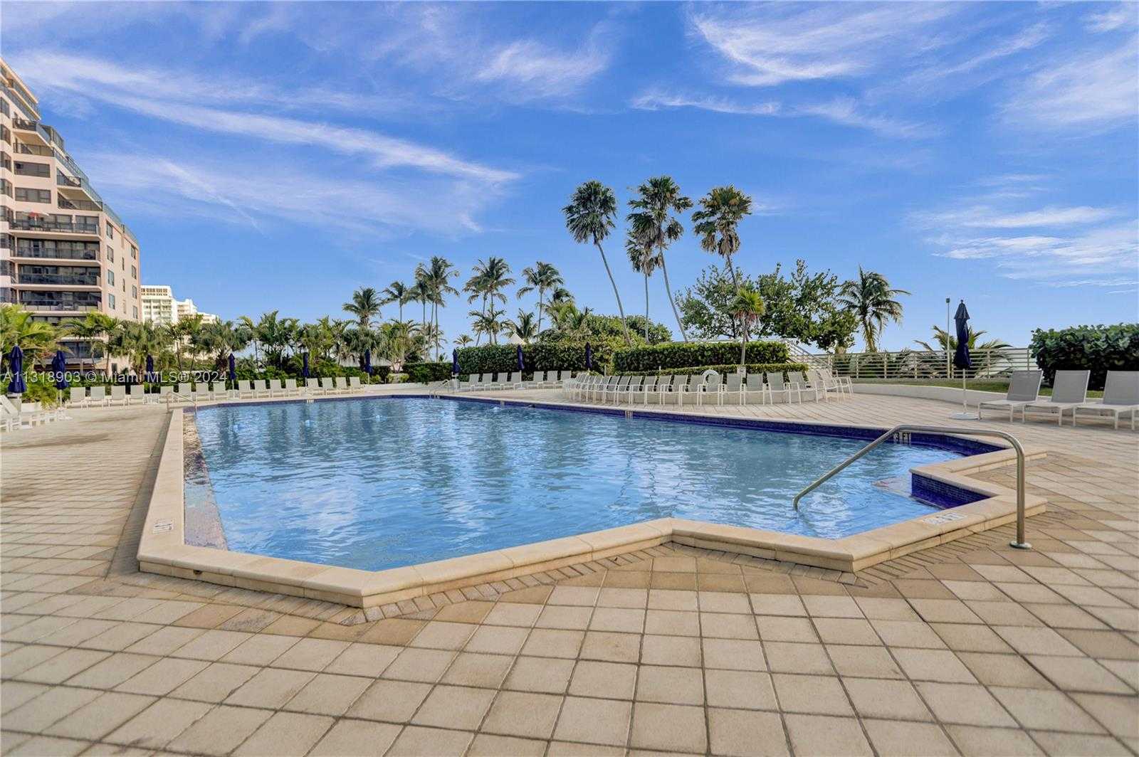 Small Image of 5151 COLLINS AVE #829, Miami Beach Number 12