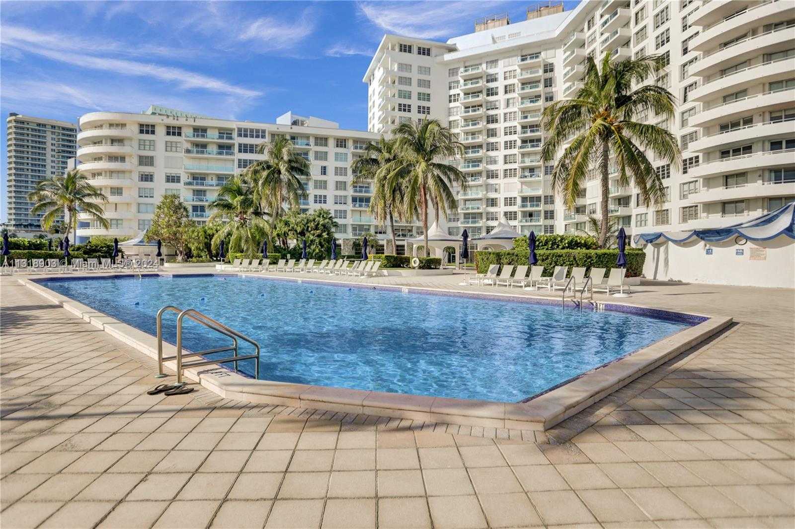 Small Image of 5151 COLLINS AVE #829, Miami Beach Number 14