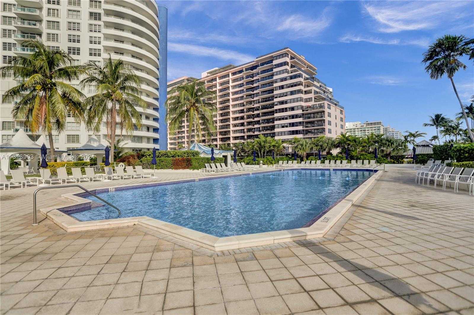 Small Image of 5151 COLLINS AVE #829, Miami Beach Number 16