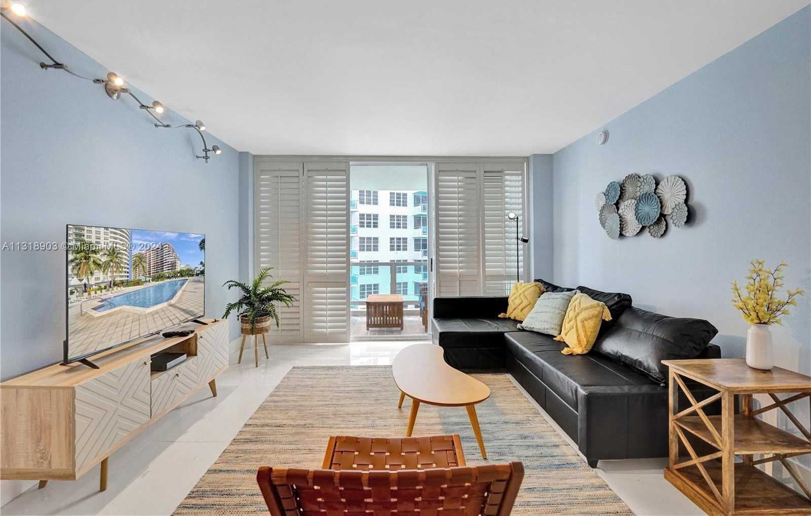 Small Image of 5151 COLLINS AVE #829, Miami Beach Number 76