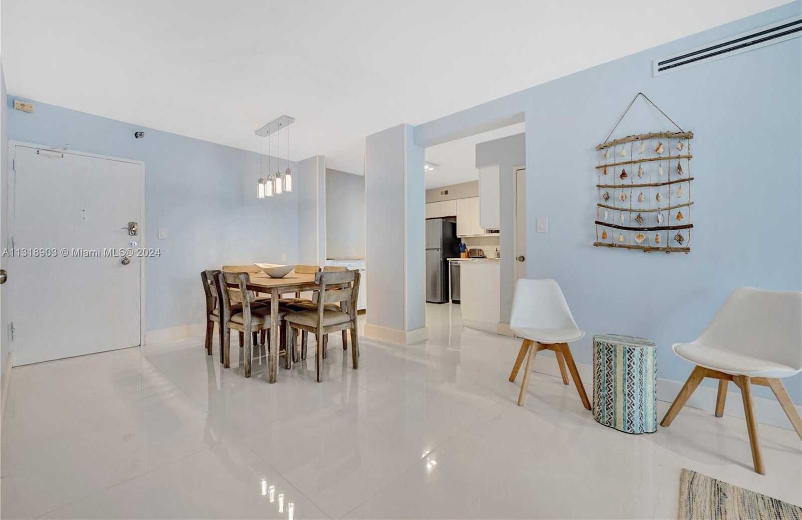Small Image of 5151 COLLINS AVE #829, Miami Beach Number 87