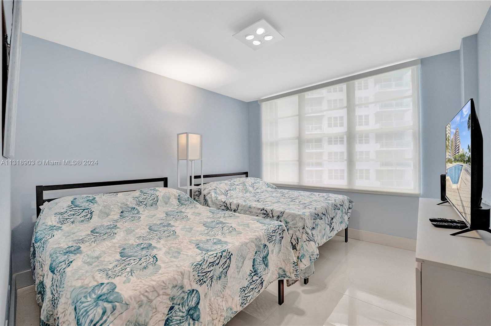 Small Image of 5151 COLLINS AVE #829, Miami Beach Number 91