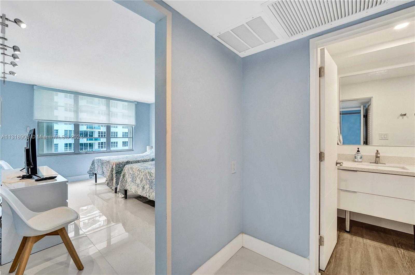 Small Image of 5151 COLLINS AVE #829, Miami Beach Number 93