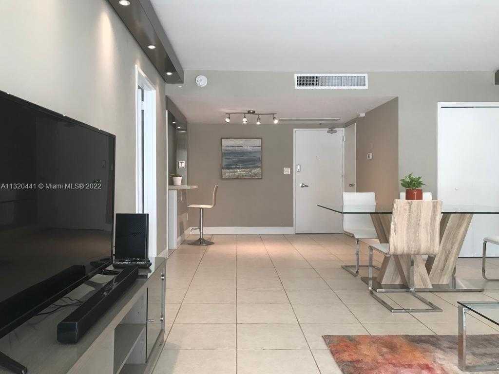Small Image of 5151 COLLINS AVE #727, Miami Beach Number 12