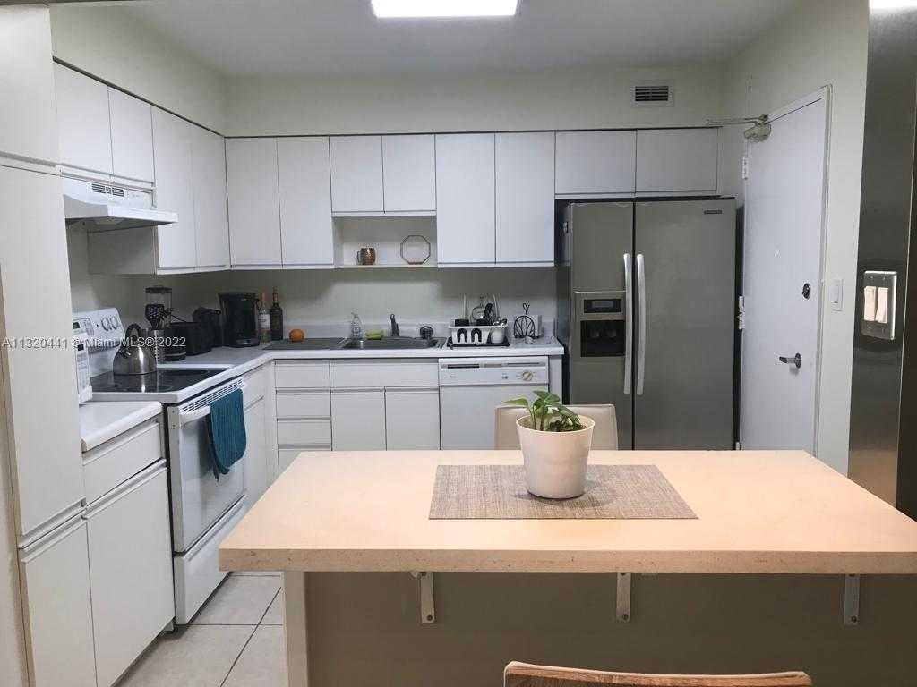 Small Image of 5151 COLLINS AVE #727, Miami Beach Number 14