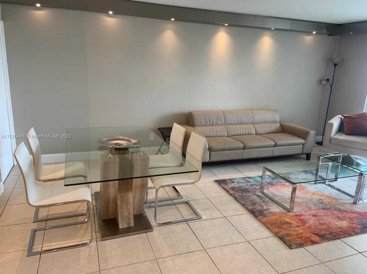 Small Image of 5151 COLLINS AVE #727, Miami Beach Number 2