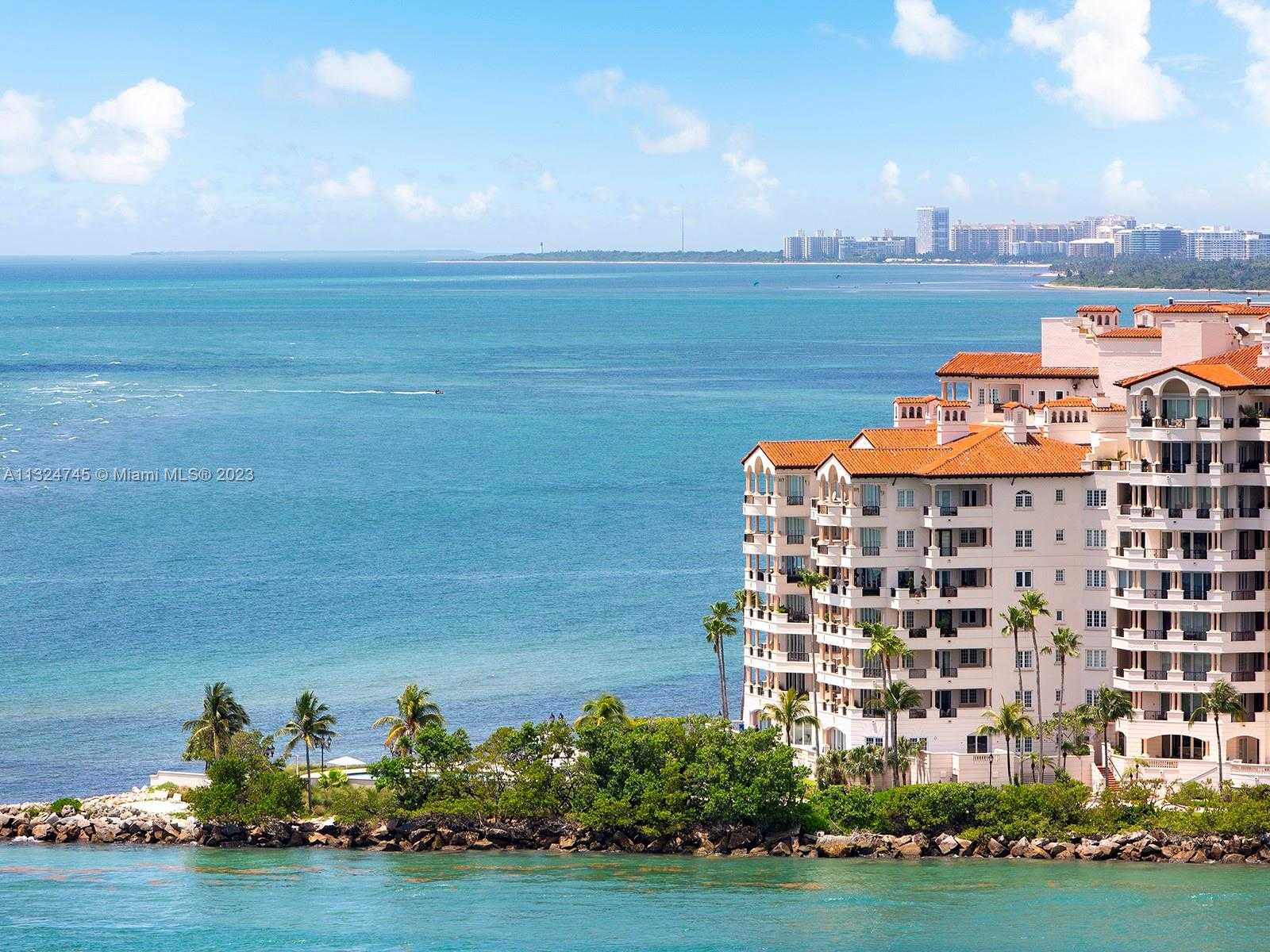 Small Image of 100 SOUTH POINTE DR #1501, Miami Beach Number 22