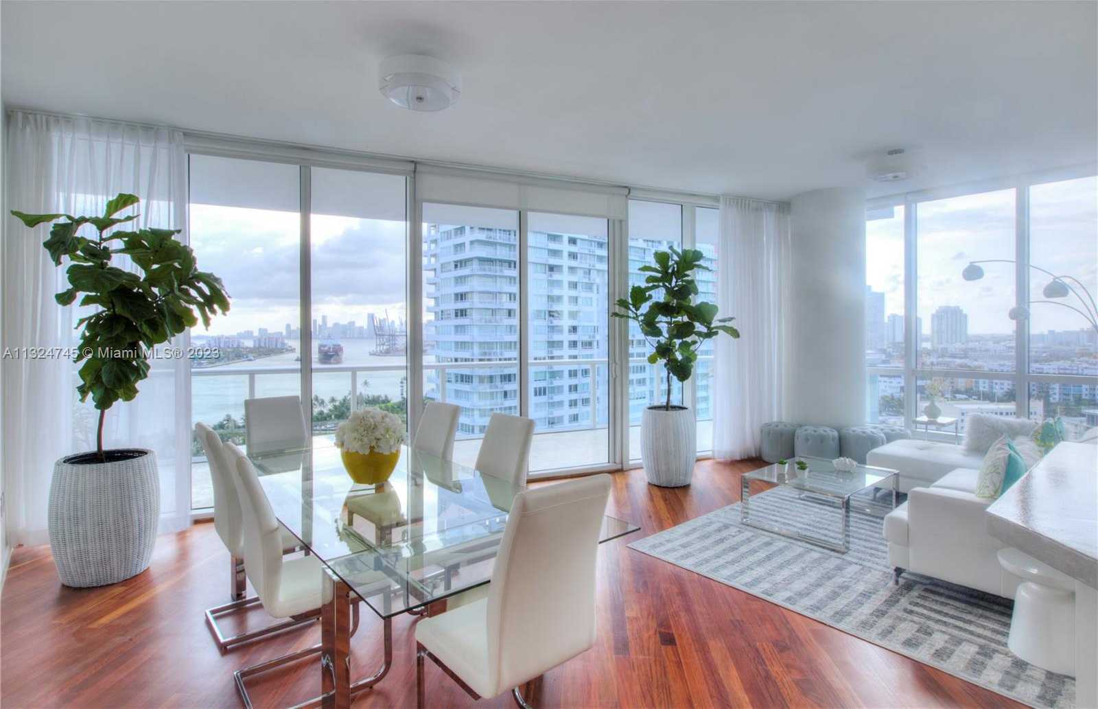 Small Image of 100 SOUTH POINTE DR #1501, Miami Beach Number 4