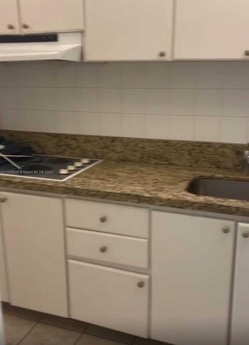 Small Image of 1000 WEST AVE #828, Miami Beach Number 4