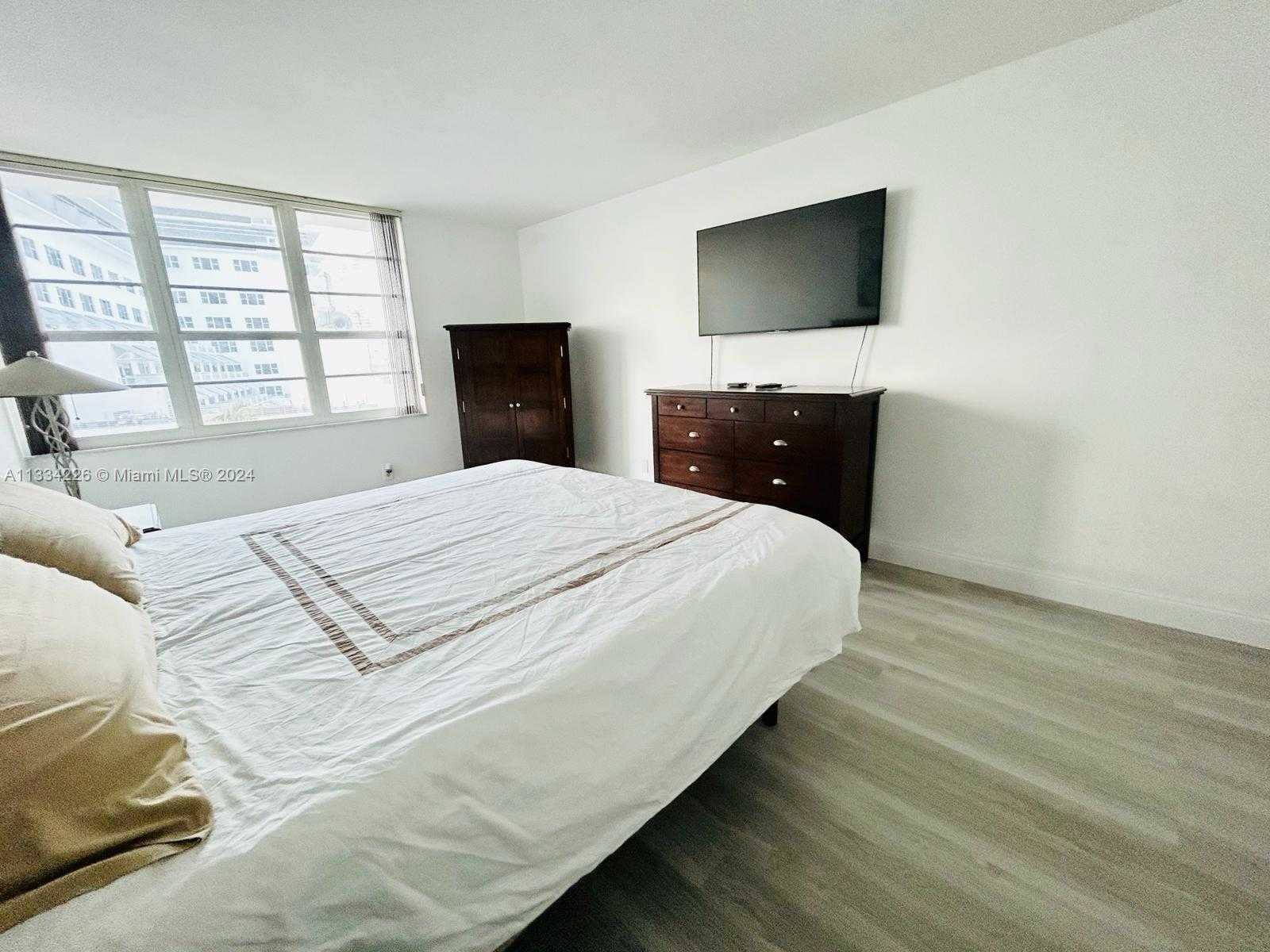 Small Image of 100 LINCOLN RD #535, Miami Beach Number 8