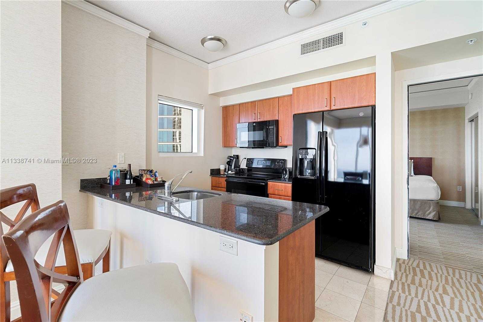 Small Image of 18001 COLLINS AVE #2009, Sunny Isles Beach Number 13