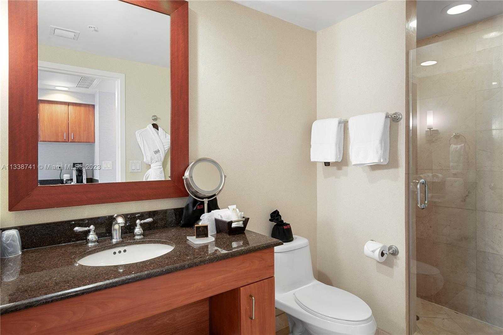 Small Image of 18001 COLLINS AVE #2009, Sunny Isles Beach Number 16