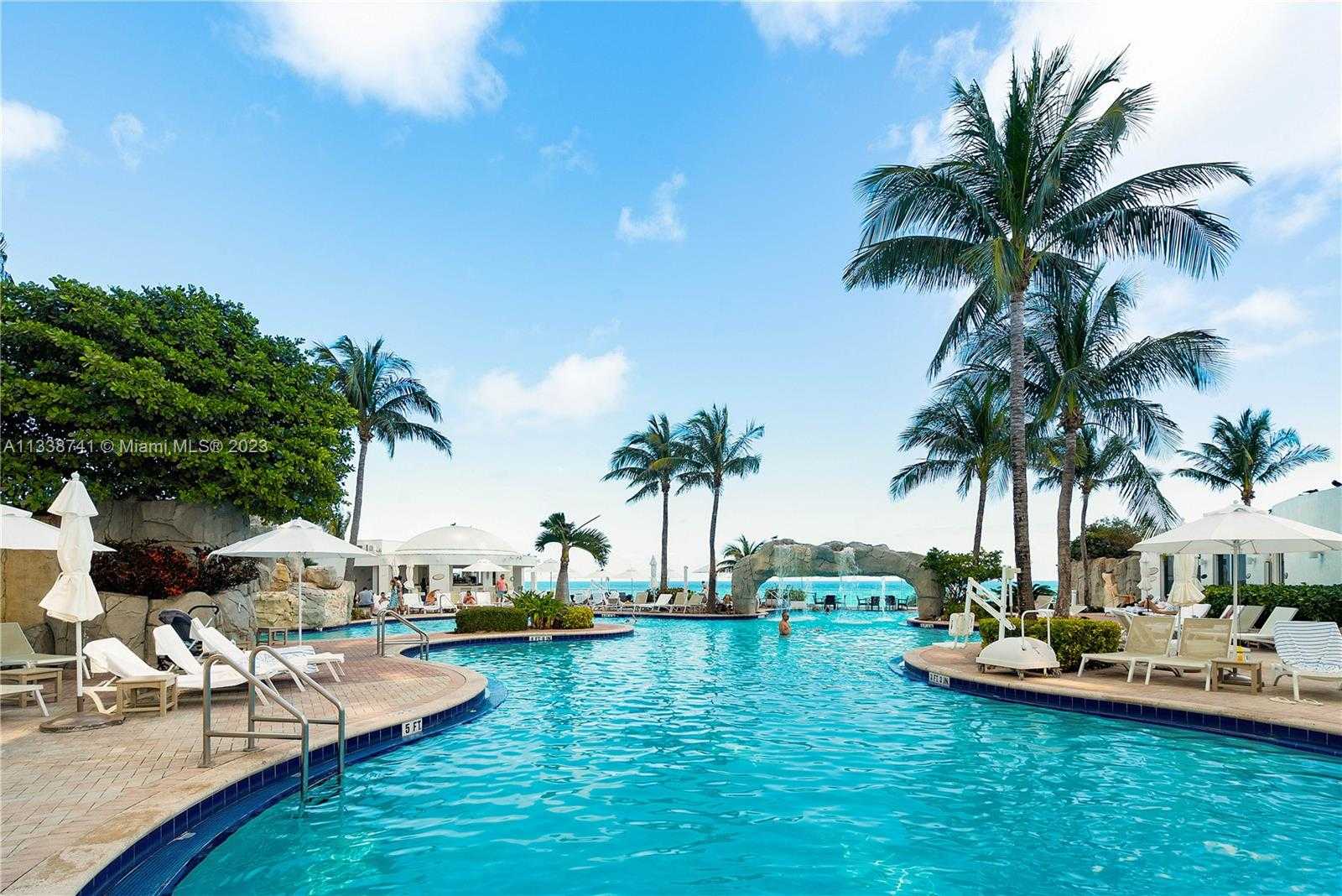 Small Image of 18001 COLLINS AVE #2009, Sunny Isles Beach Number 21