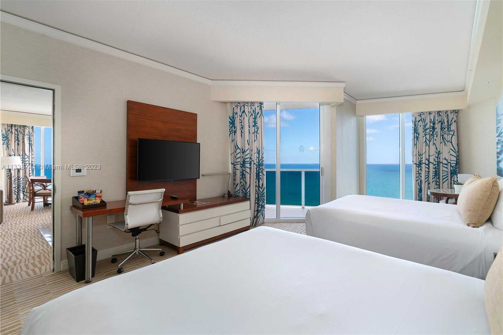 Small Image of 18001 COLLINS AVE #2009, Sunny Isles Beach Number 4