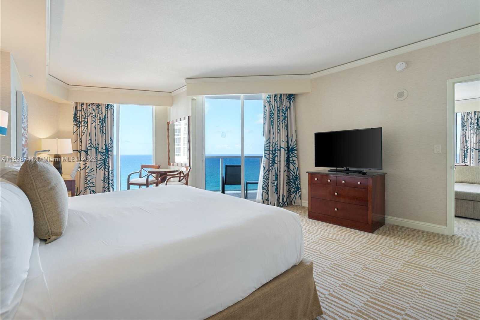 Small Image of 18001 COLLINS AVE #2009, Sunny Isles Beach Number 7