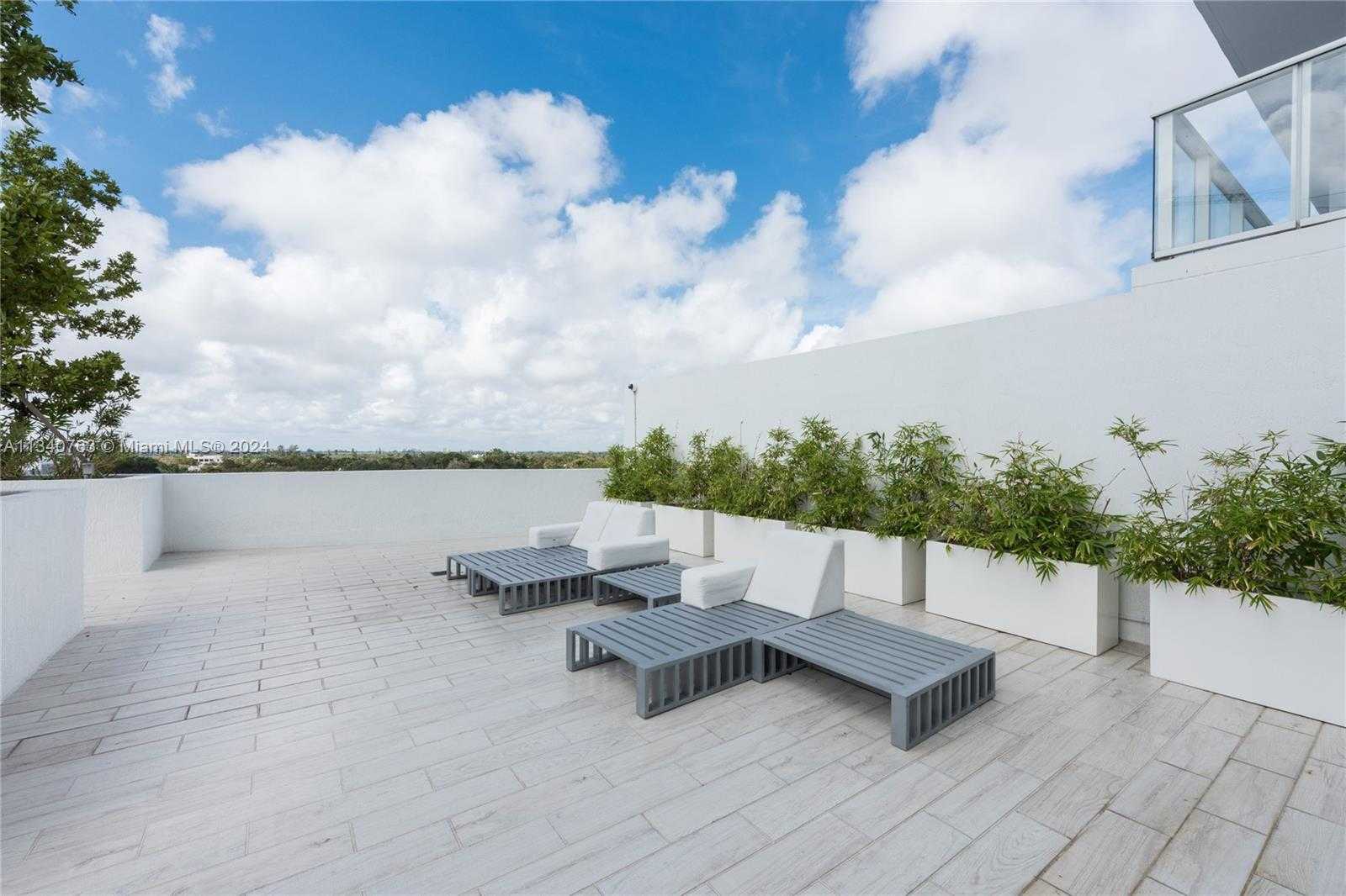Small Image of 4250 BISCAYNE BLVD #501, Miami Number 20