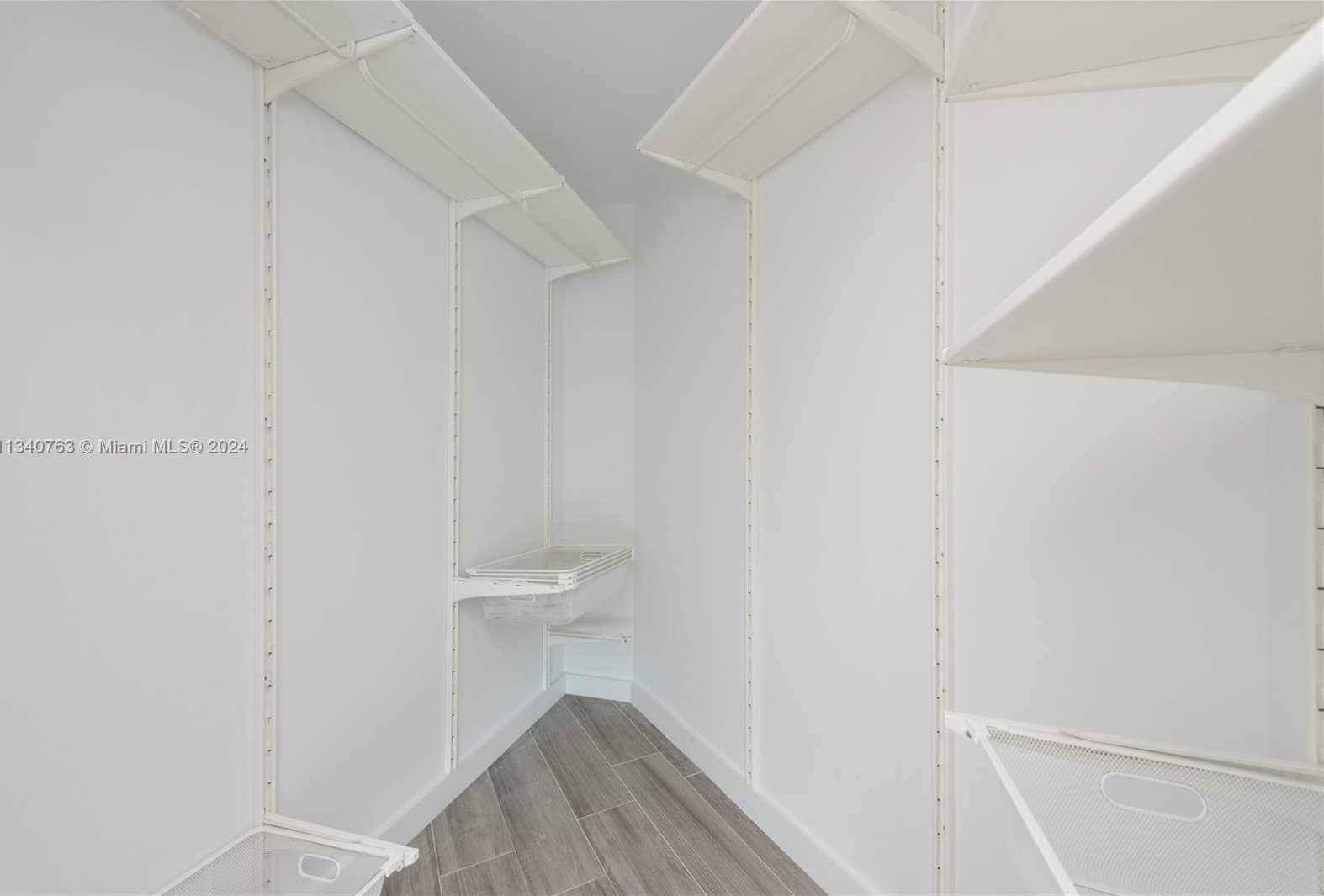 Small Image of 4250 BISCAYNE BLVD #501, Miami Number 9