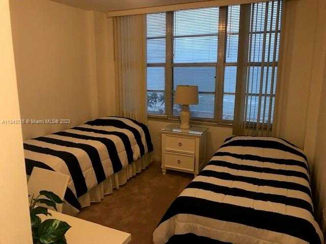 Small Image of 5151 COLLINS AVE #1119, Miami Beach Number 11