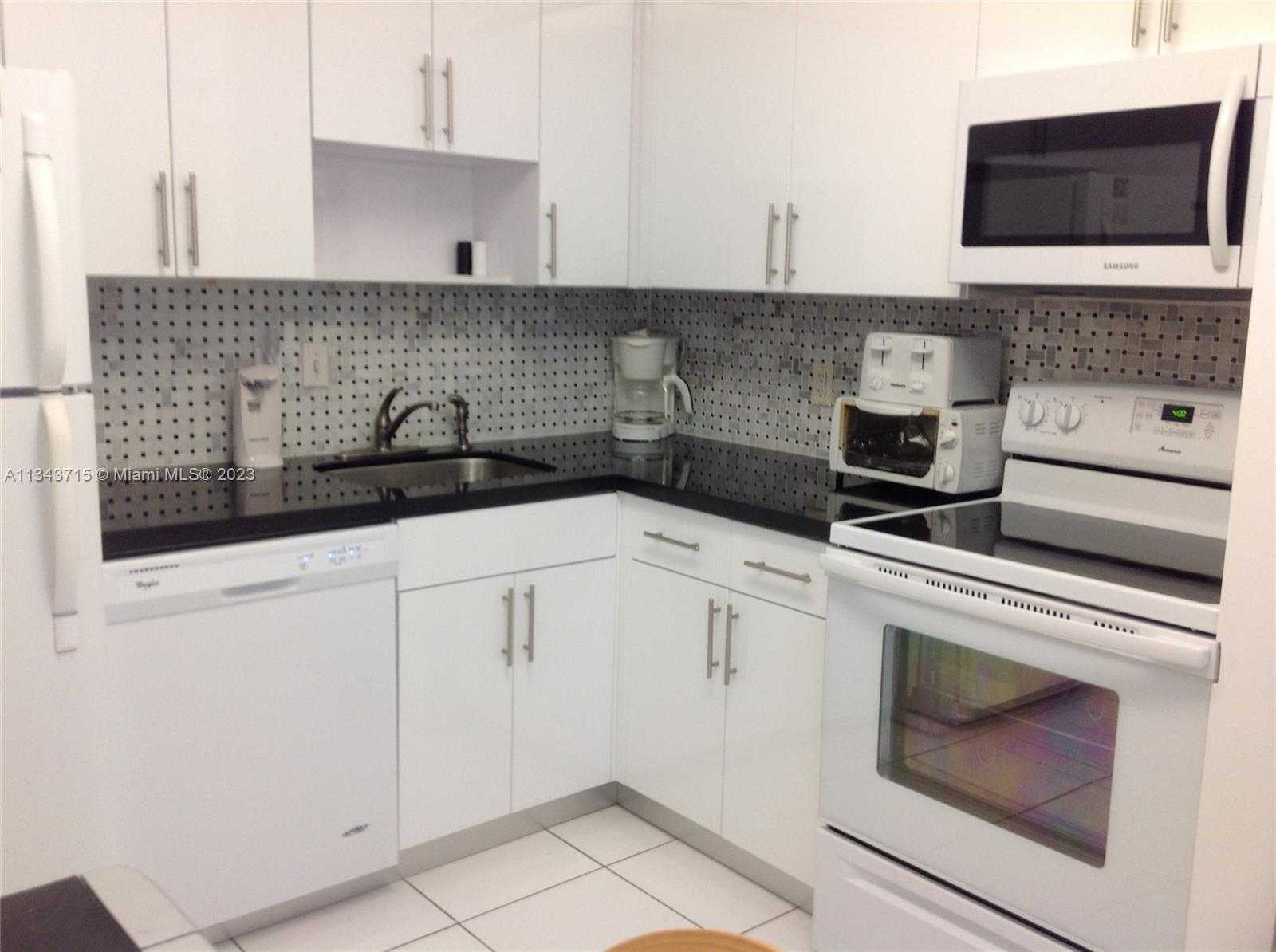 Small Image of 5151 COLLINS AVE #1119, Miami Beach Number 6