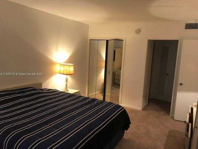 Small Image of 5151 COLLINS AVE #1119, Miami Beach Number 7