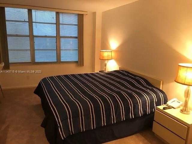 Small Image of 5151 COLLINS AVE #1119, Miami Beach Number 9