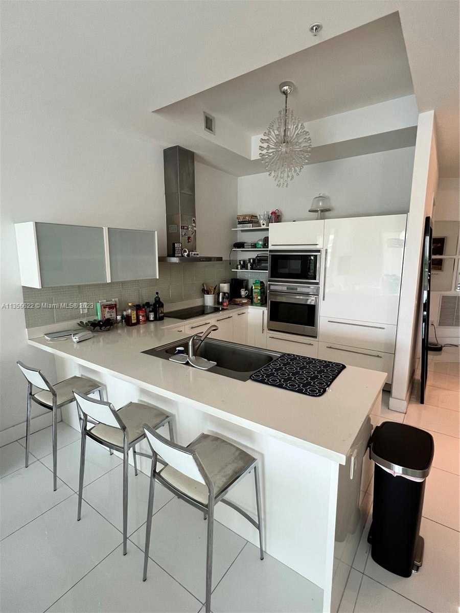 Small Image of 200 SUNNY ISLES BLVD #TH 406, Sunny Isles Beach Number 3