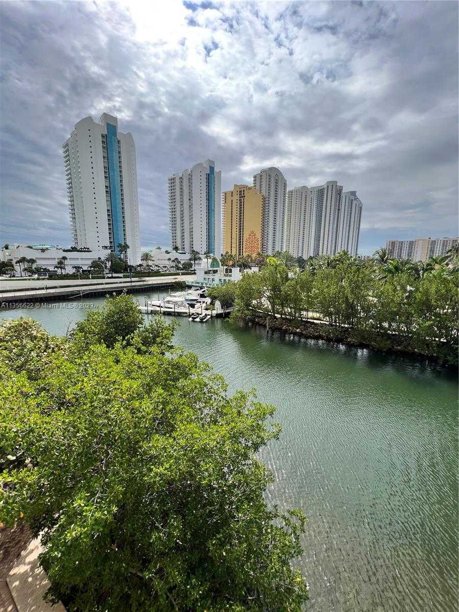 Small Image of 200 SUNNY ISLES BLVD #TH 406, Sunny Isles Beach Number 30