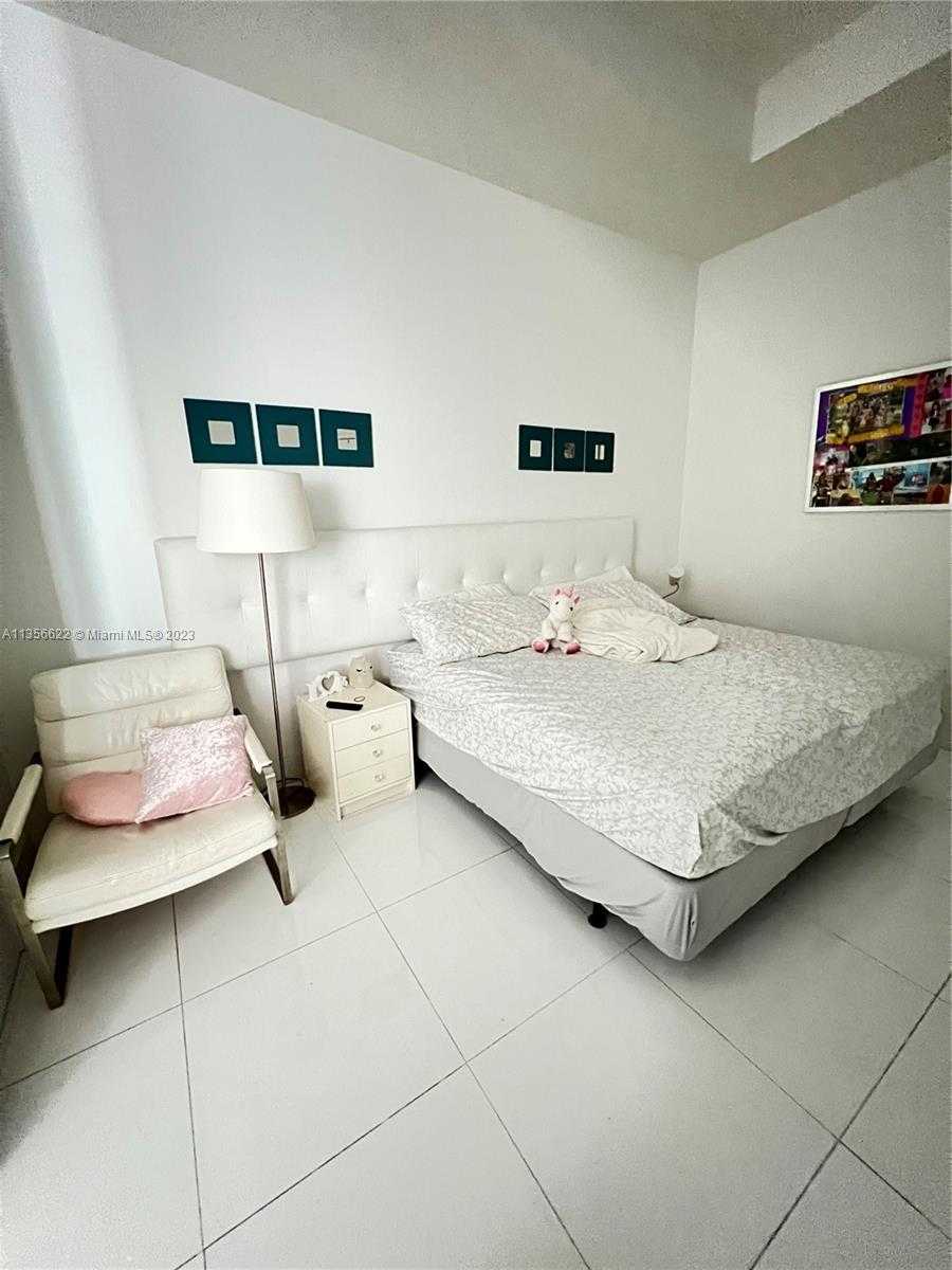 Small Image of 200 SUNNY ISLES BLVD #TH 406, Sunny Isles Beach Number 43