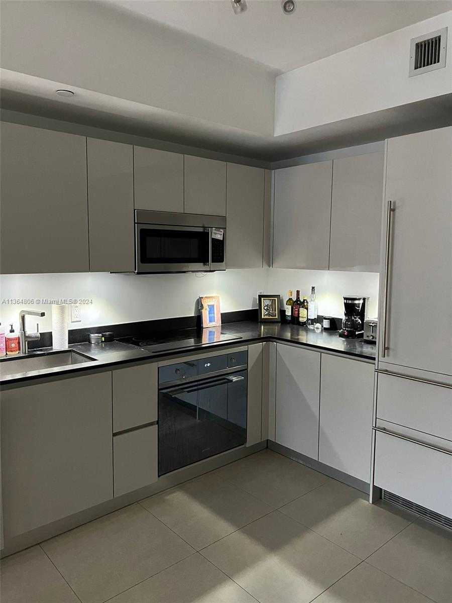 Small Image of 1010 BRICKELL AVE #2010, Miami Number 11