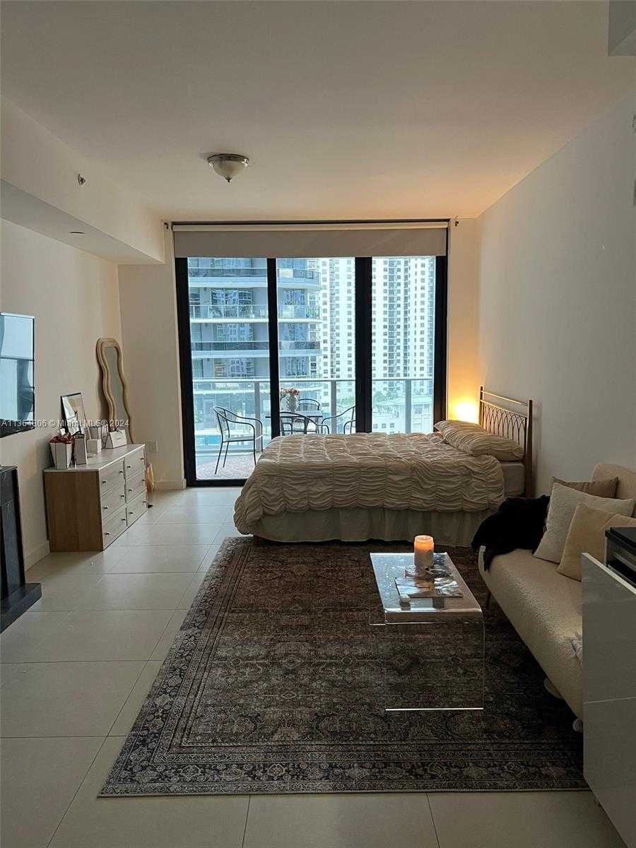 Small Image of 1010 BRICKELL AVE #2010, Miami Number 8