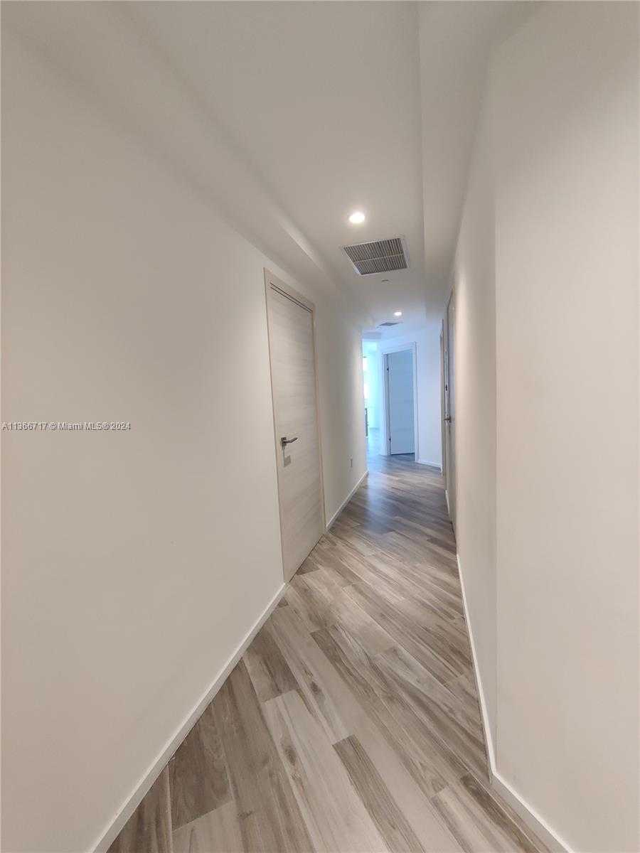 Small Image of 801 SOUTH MIAMI AVE #2405, Miami Number 22