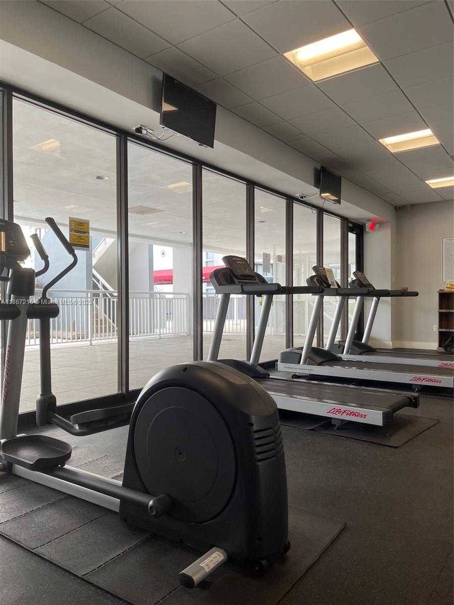 Small Image of 3675 NORTH COUNTRY CLUB DR #1601, Aventura Number 15