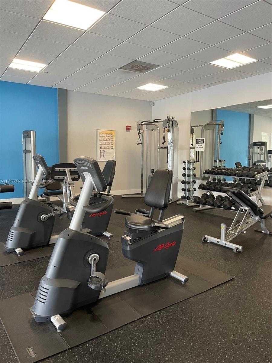 Small Image of 3675 NORTH COUNTRY CLUB DR #1601, Aventura Number 16